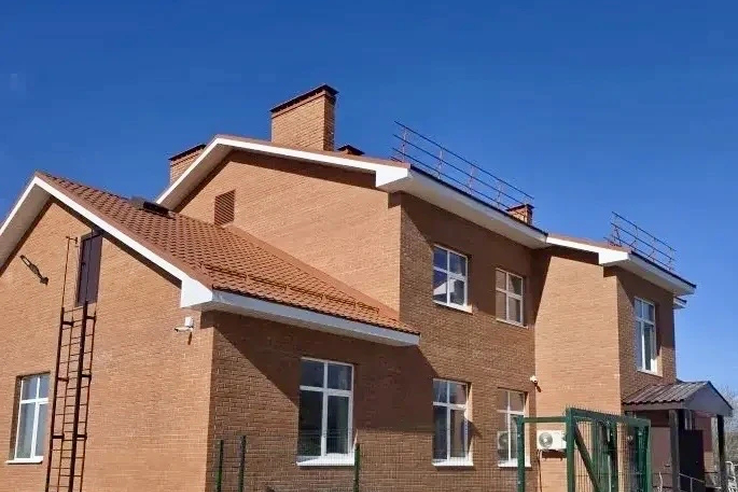 Первый заместитель председателя комитета по строительству Ленинградской области Валерий Енин проверил темпы возведения социальной инфраструктуры Волосовского и Ломоносовского районов.