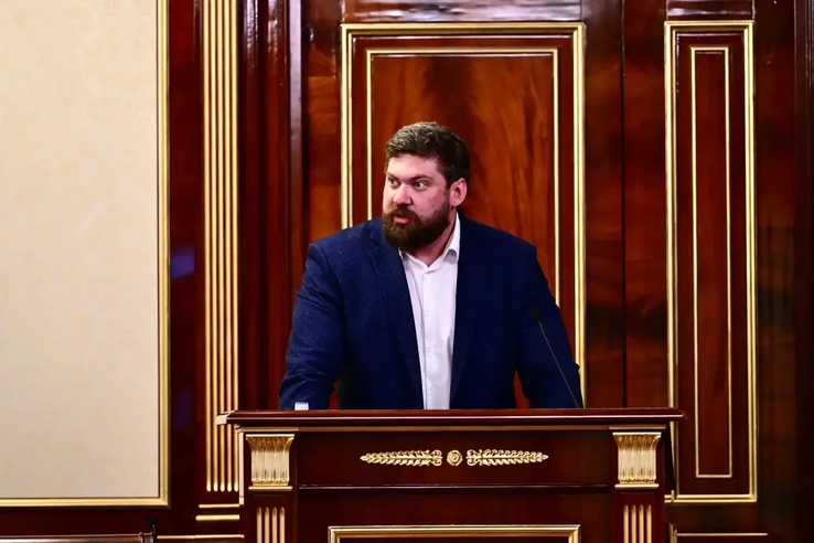 Новые школы и спорткомплексы: социальное строительство Ленобласти набирает обороты
