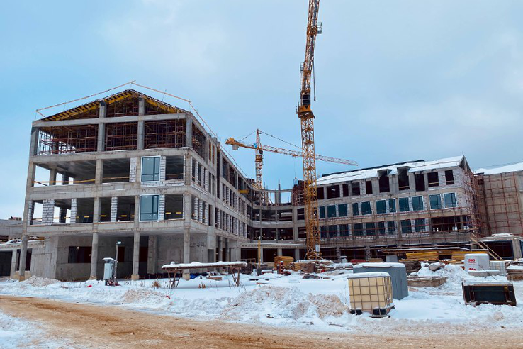 Новую школу Новоселью